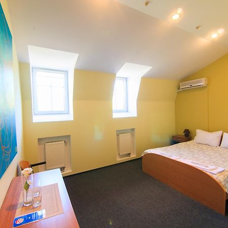 Saint Paul Odessa Hotel ภายนอก รูปภาพ